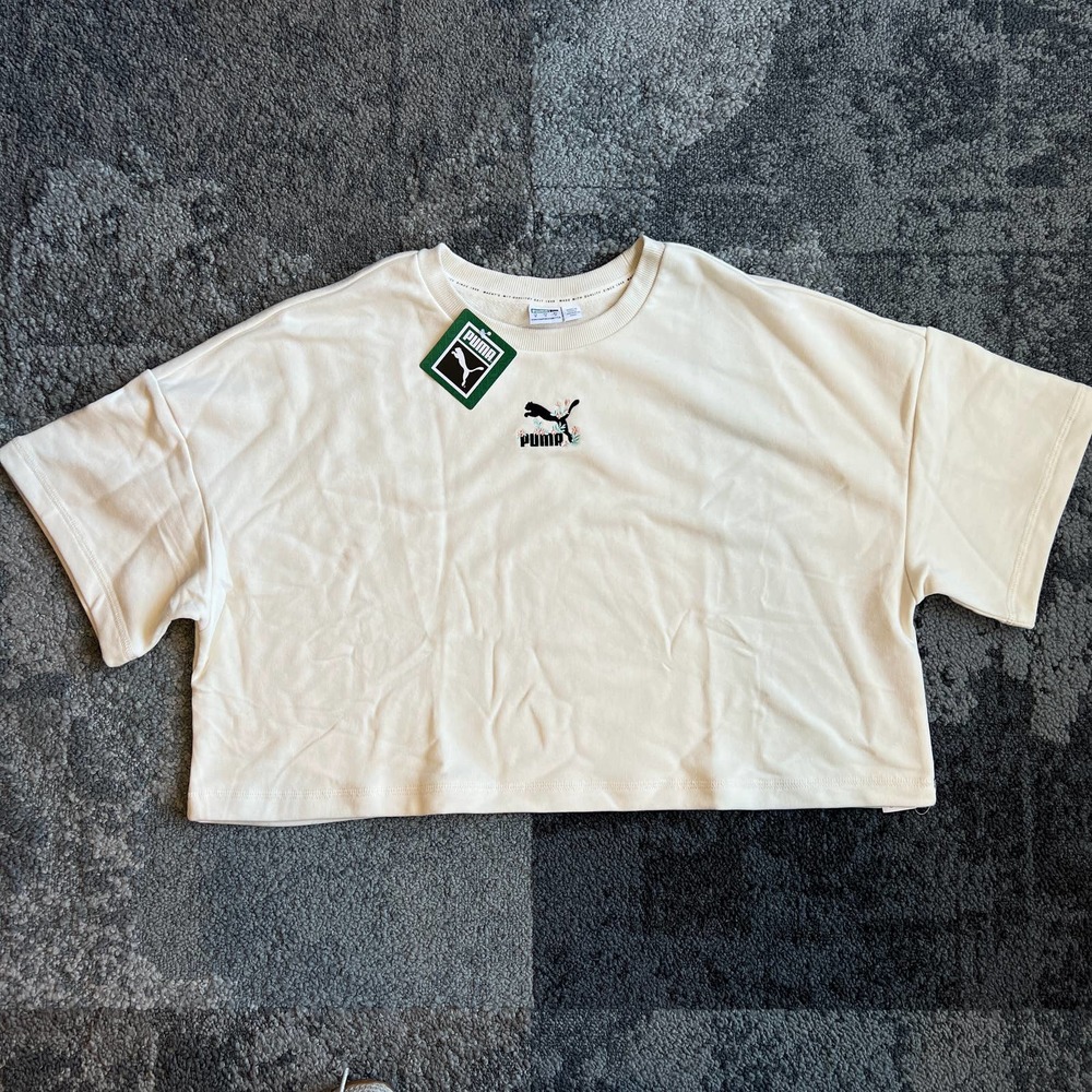 Puma Floral Print Crewneck Shirt NEW Women's Size Medium